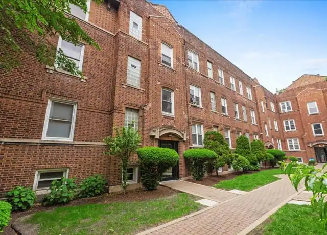 Property at 656 W Oakdale Ave, Chicago, IL, 60657, 0 beds, 1 bath, [object Object]