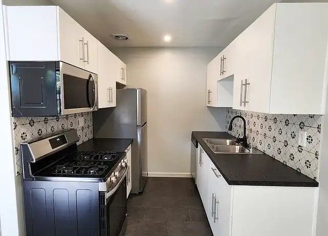 Property at 12515 Saticoy St, North Hollywood, CA, 91605, 1 bed, 1 bath, [object Object]