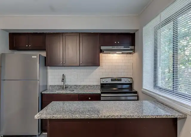 Property at Parkway Garden Apartments - 4 Parkway, Greenbelt, MD, 20770, 1 bed, 1 bath, [object Object]