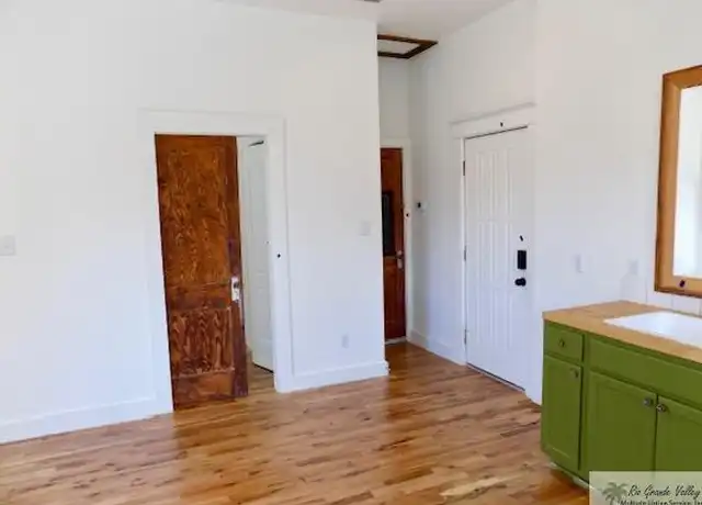 Property at 135 W Elizabeth St Unit H, Brownsville, TX, 78520, 1 bed, 1 bath, [object Object]