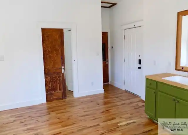 Property at 135 W Elizabeth St Unit 8, Brownsville, TX, 78520, 1 bed, 1 bath, [object Object]