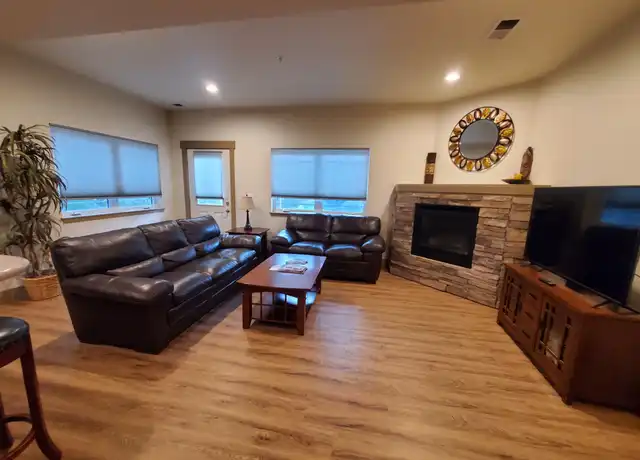 Property at 530 Silverleaf Dr, Whitefish, MT, 59937, 2 beds, 2.5 baths, [object Object]