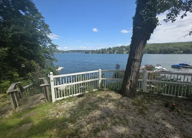 Property at 2 Lake Terrace Dr, Danbury, CT, 06811, 3 beds, 1 bath, [object Object]