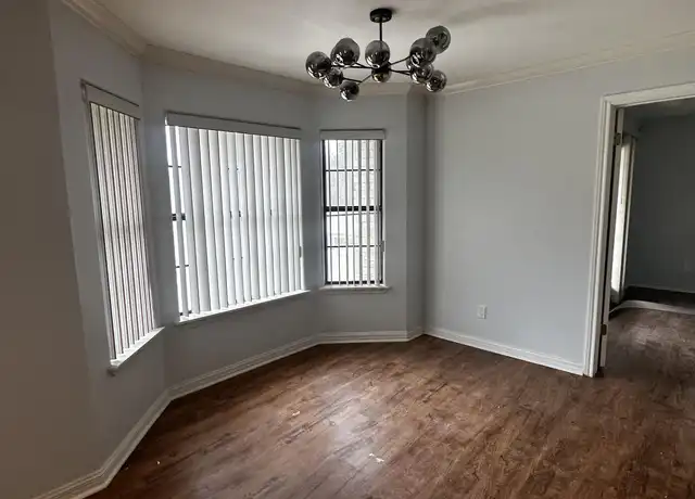 Property at 5510 N 15th St, McAllen, TX, 78504, 3 beds, 2 baths, [object Object]