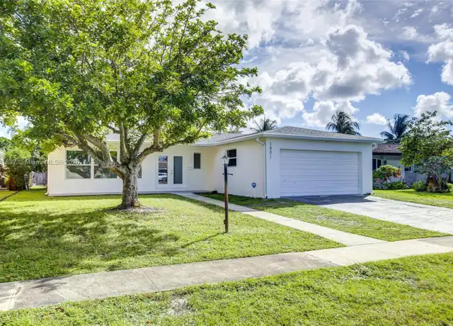 Property at 1801 N 54th Ave, Hollywood, FL, 33021, 3 beds, 3 baths, [object Object]