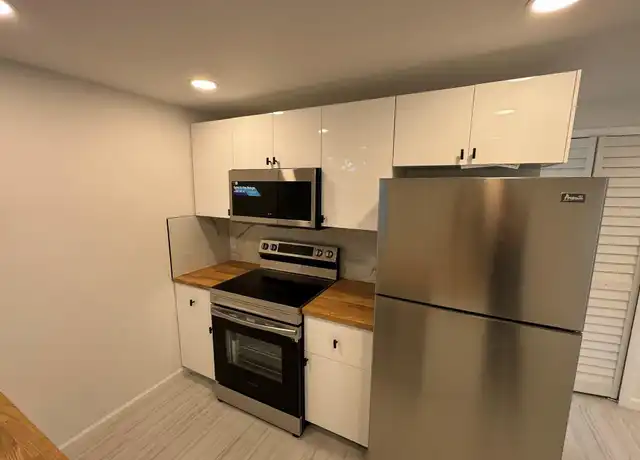 Property at 136 NE 60th St Unit 2, Miami, FL, 33137, 1 bed, 1 bath, [object Object]