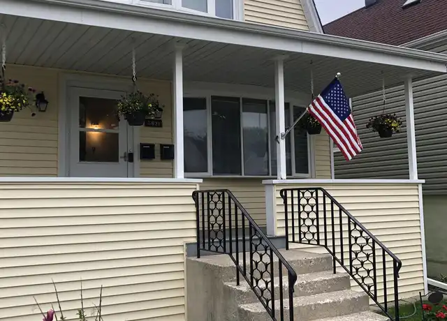 Property at 5631 N Parkside Ave, Chicago, IL, 60646, 1 bed, 1 bath, [object Object]