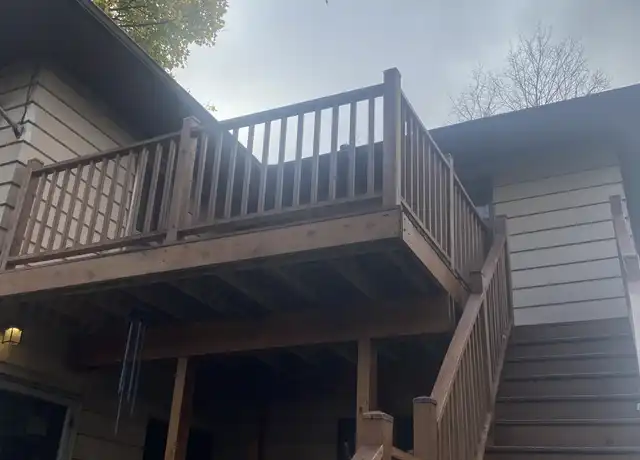 Property at 1516 E Ganson St Unit 3, Jackson, MI, 49202, 2 beds, 1 bath, [object Object]