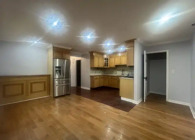 Property at 74-01 85th Dr Unit 2, Jamaica, NY, 11421, 3 beds, 1 bath, [object Object]