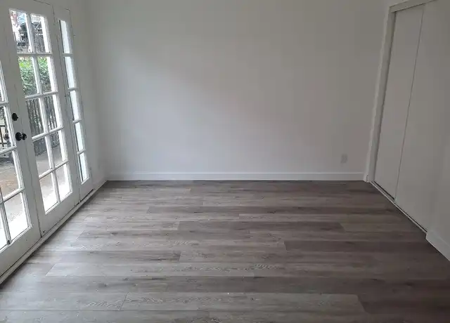 Property at 7657 Sepulveda Blvd, Van Nuys, CA, 91405, 1 bed, 1 bath, [object Object]