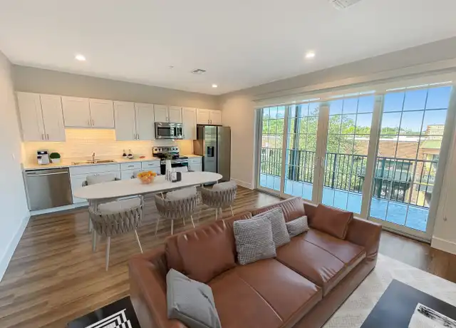 Property at San Leon - 201 Sanford Ave, Sanford, FL, 32771, 1 bed, 1 bath, [object Object]