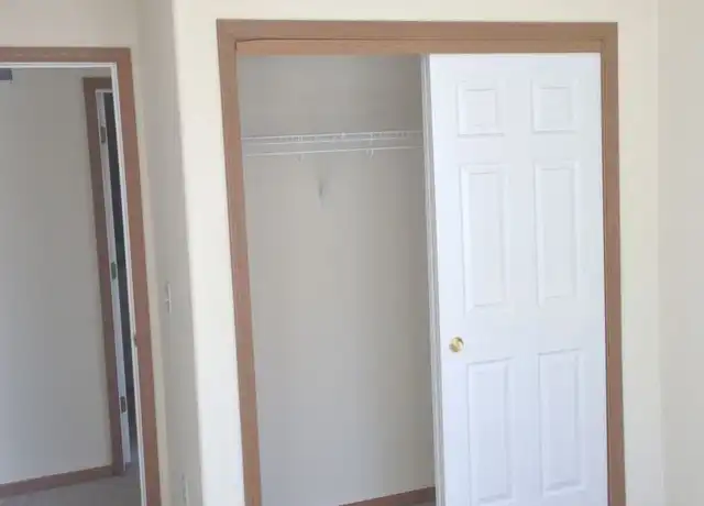 Property at Hunters Glen Apartments - 101 Deer Xing, Johnson Creek, WI, 53038, 3 beds, 2 baths, [object Object]