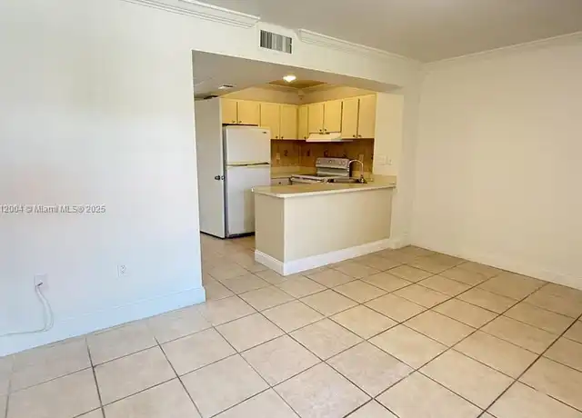 Property at 2170 W 60th St #16202, Hialeah, FL, 33016, 1 bed, 1 bath, [object Object]