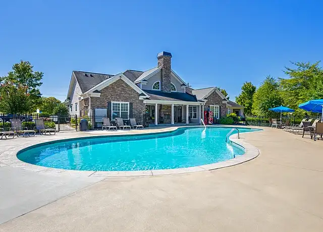 Photo of 100 Enterprise Way, Maryville, TN 37801