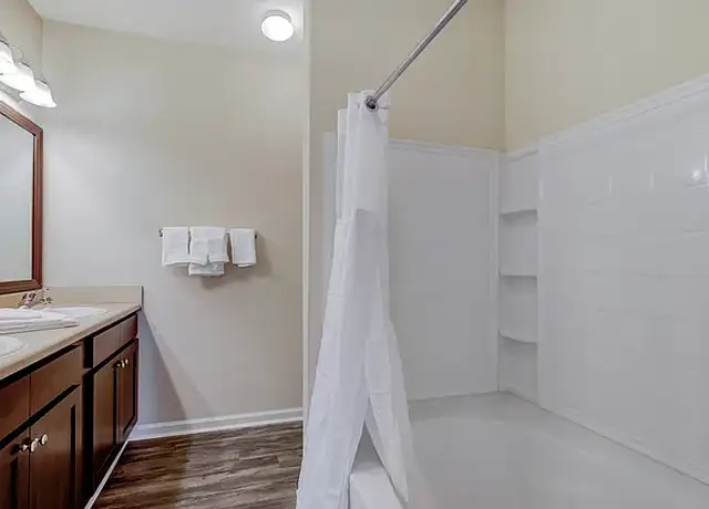 Photo of 100 Enterprise Way, Maryville, TN 37801