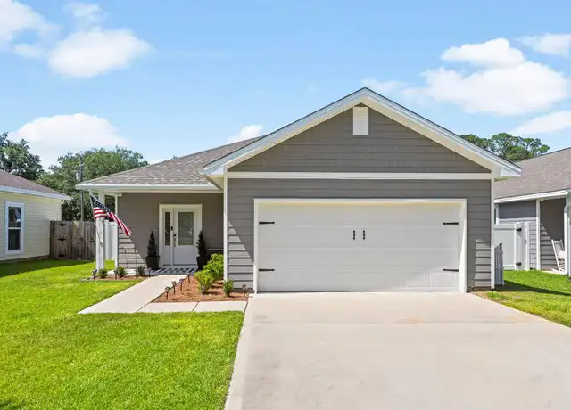 Property at 77 Magnolia St, Niceville, FL, 32578, 3 beds, 2 baths, [object Object]