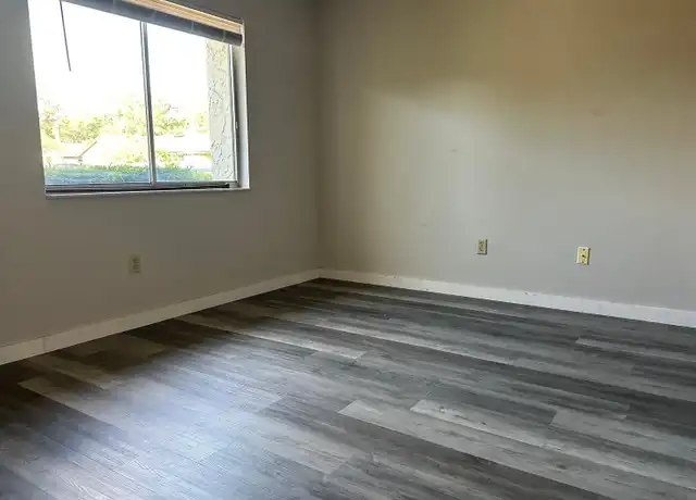 Property at 933 Bryan Ct, Longwood, FL, 32750, 2 beds, 1 bath, [object Object]