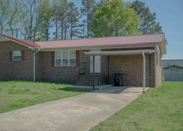 Property at 814 Mark St SW, Cullman, AL, 35055, 3 beds, 2 baths, [object Object]