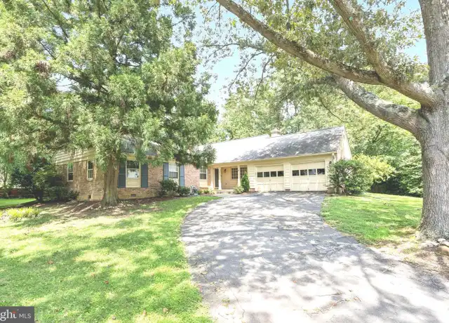 Property at 3714 Carriage House Ct, Alexandria, VA, 22309, 5 beds, 3.5 baths, [object Object]