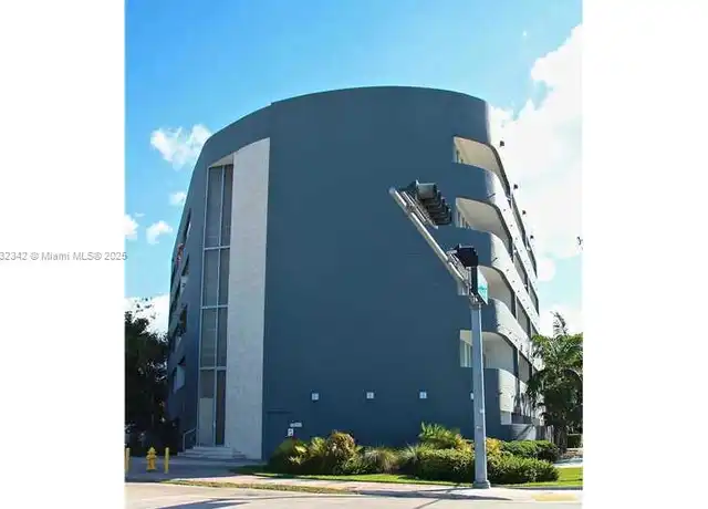 Property at 2694 Inagua Ave #304, Miami, FL, 33133, 0 beds, 2 baths, [object Object]