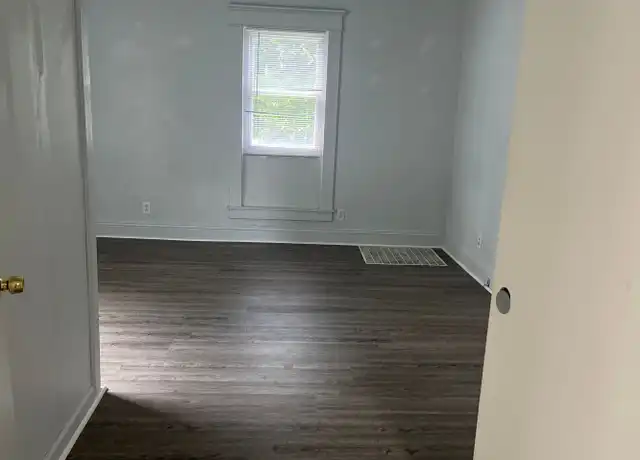 Property at 1000 W Wabash Ave #1, Crawfordsville, IN, 47933, 1 bed, 1 bath, [object Object]