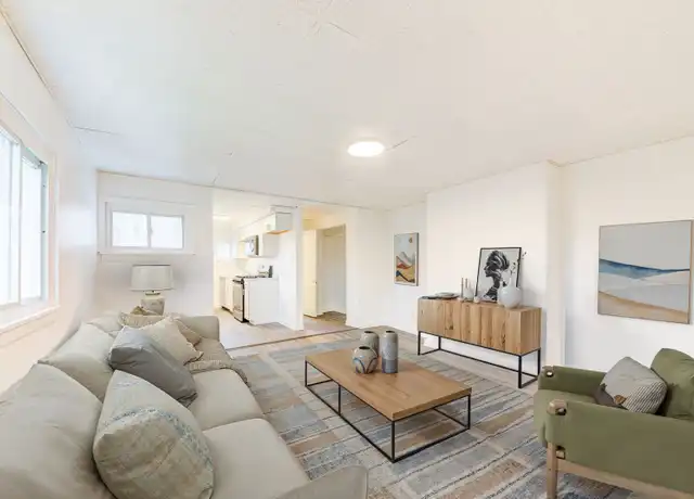 Property at 615 E Warrington Ave Unit 2, Pittsburgh, PA, 15210, 3 beds, 1 bath, [object Object]