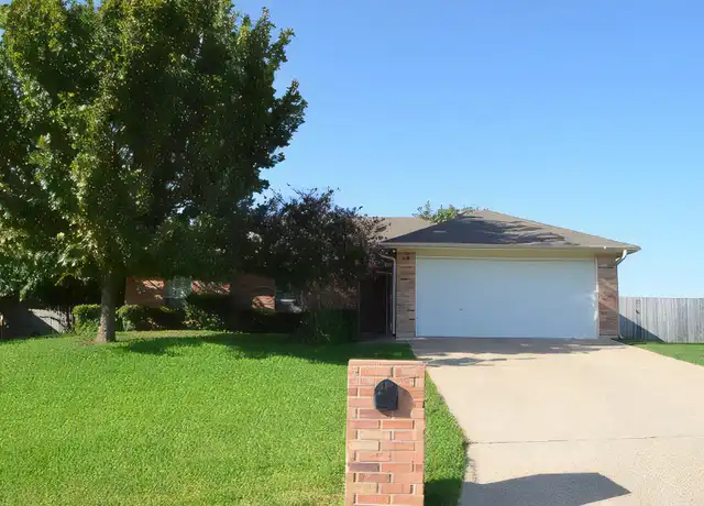 Property at 304 Grizzly Trl, Harker Heights, TX, 76548, 4 beds, 2 baths, [object Object]