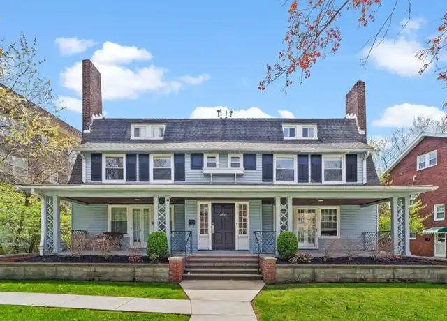 Property at 2434 Overlook Rd Unit 1, Cleveland Heights, OH, 44106, 1 bed, 1 bath, [object Object]