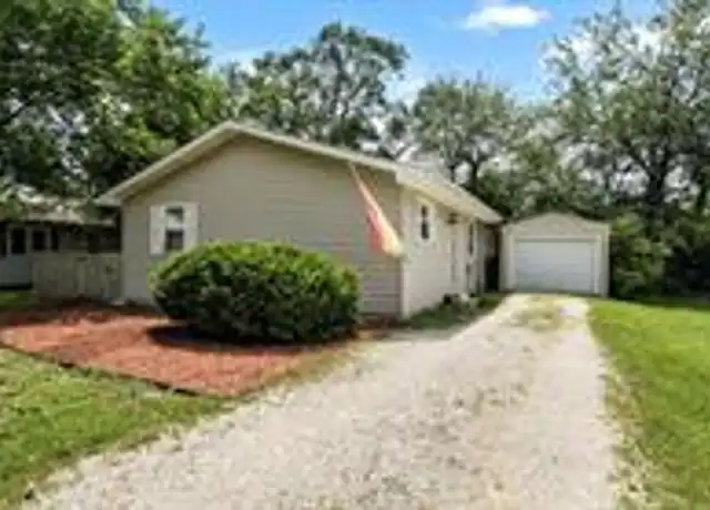 Property at 307 Thompson St, Urbana, IL, 61801, 3 beds, 1 bath, [object Object]