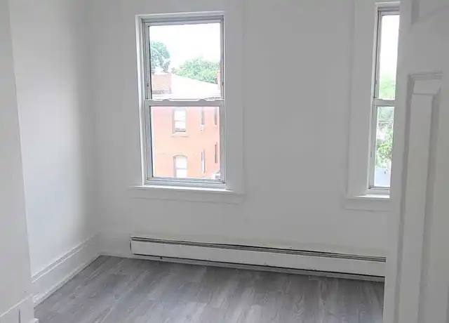 Property at 749 Park St, Hartford, CT, 06106, 3 beds, 1 bath, [object Object]