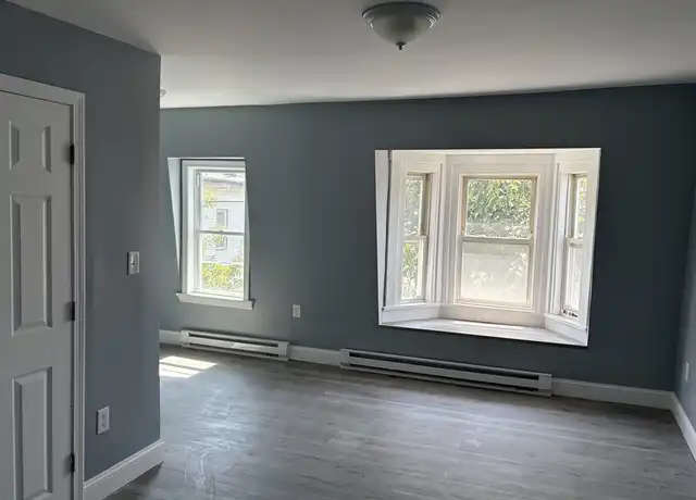 Property at 336 Spruce St Unit 2, Chelsea, MA, 02150, 1 bed, 1 bath, [object Object]