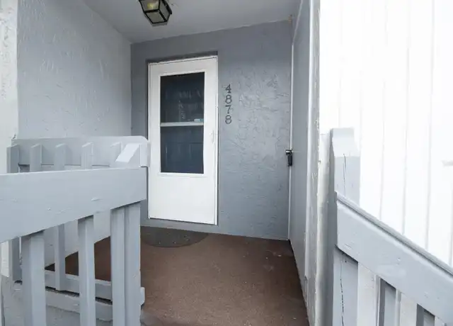 Property at 4878 W Gandy Blvd Unit D103, Tampa, FL, 33611, 1 bed, 1 bath, [object Object]