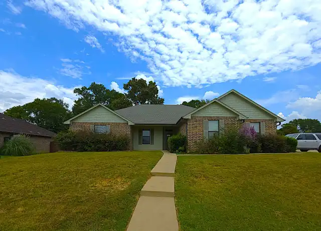 Property at 800 Jaxon Dr, Whitehouse, TX, 75791, 3 beds, 2 baths, [object Object]
