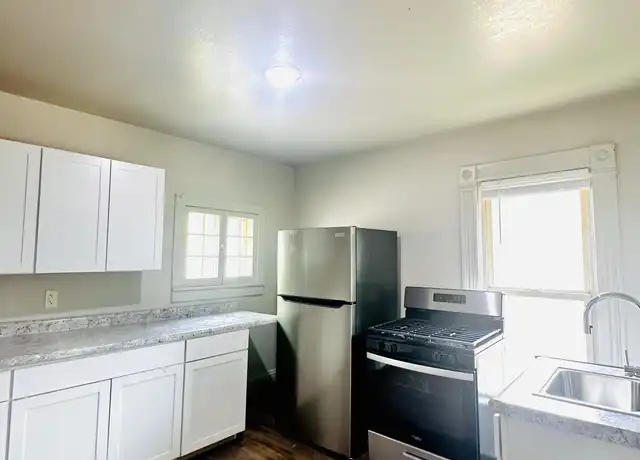 Property at 1008 Wright St Unit A, Oshkosh, WI, 54901, 2 beds, 1 bath, [object Object]