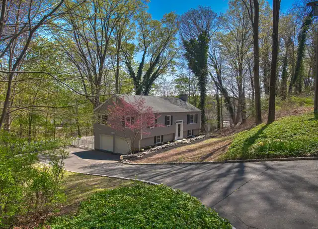 Property at 5 Edge Hill Ln, Westport, CT, 06880, 3 beds, 2.5 baths, [object Object]