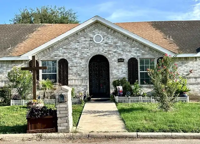 Property at 1016 Fairway Dr, Mission, TX, 78572, 2 beds, 2 baths, [object Object]