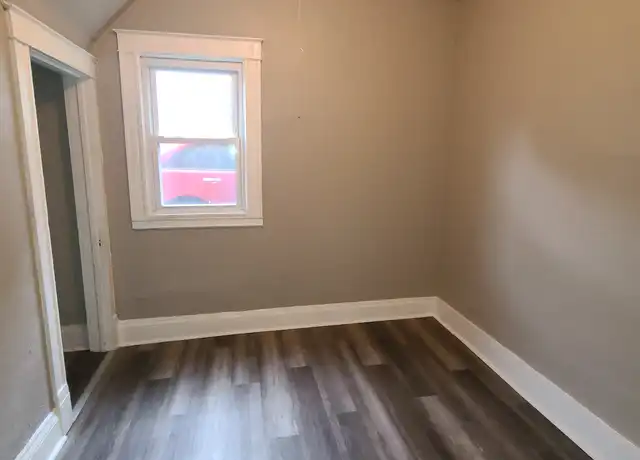 Property at 102 Grand St, Lockport, NY, 14094, 2 beds, 1 bath, [object Object]