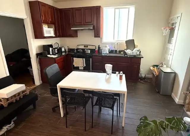 Property at 2201 Channing Way Unit 3, Berkeley, CA, 94704, 4 beds, 2 baths, [object Object]