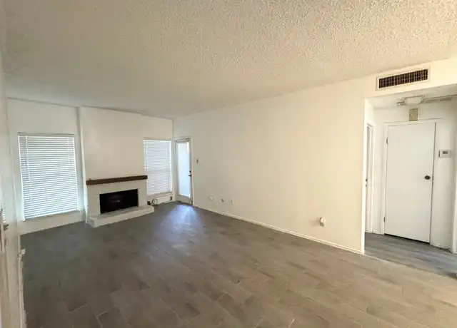 Property at 10049 Westpark Dr #189, Houston, TX, 77042, 1 bed, 1.5 baths, [object Object]