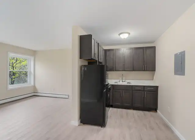 Property at 7 Railroad Ave Unit A103, Washington, NJ, 07882, 1 bed, 1 bath, [object Object]