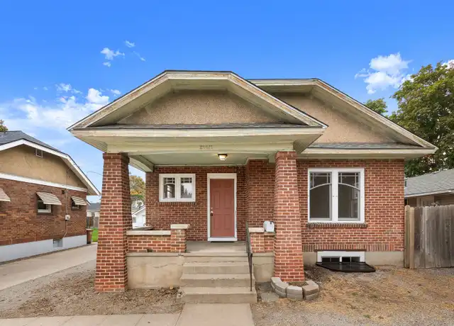 Property at 2011 E Mission Ave, Spokane, WA, 99202, 2 beds, 1 bath, [object Object]
