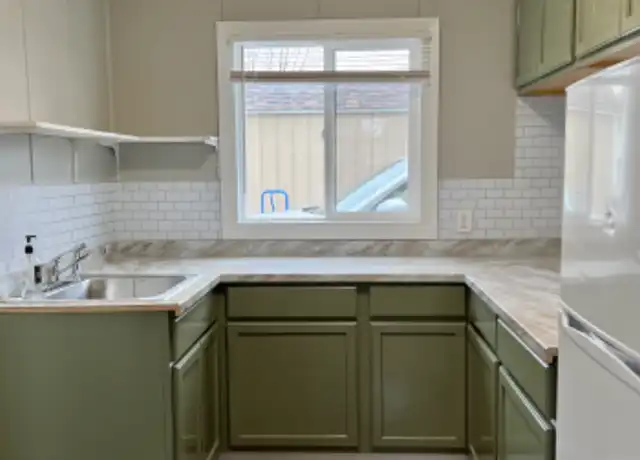 Property at 1813 Pleasant St Unit 1/2, Walla Walla, WA, 99362, 1 bed, 1 bath, [object Object]