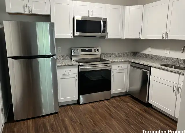 Property at 253 Hyde Park Ave Unit 30, Boston, MA, 02130, 2 beds, 1 bath, [object Object]
