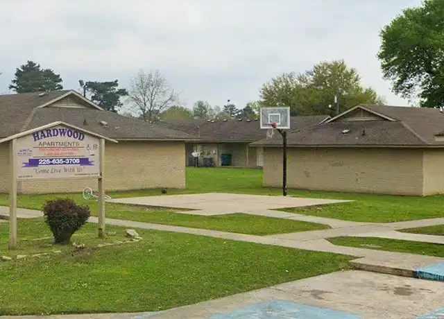 Property at 5952 Hardwood Sub Saint B Unit B, St Francisville, LA, 70775, 1 bed, 1 bath, [object Object]