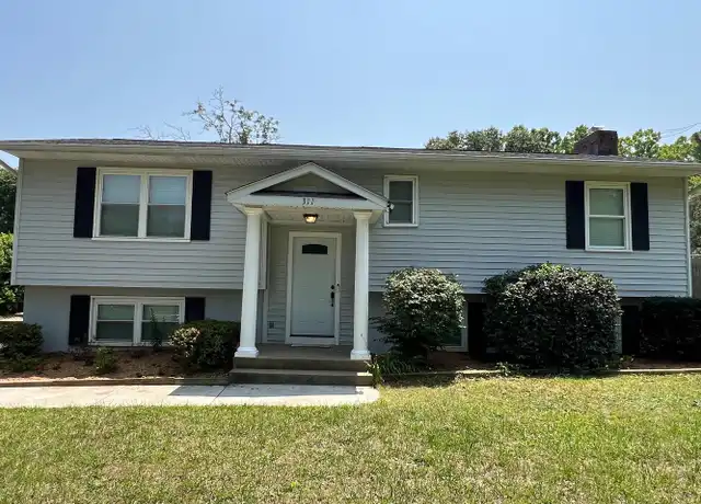 Property at 311 Oakridge Dr, Stafford, VA, 22556, 4 beds, 3 baths, [object Object]