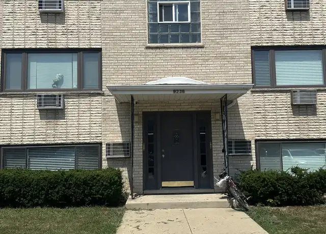 Property at 9136 Jill Ln Unit GW, Schiller Park, IL, 60176, 2 beds, 1 bath, [object Object]