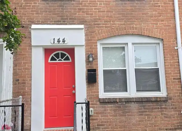 Property at 144 Chestnut St, Dundalk, MD, 21222, 2 beds, 1 bath, [object Object]