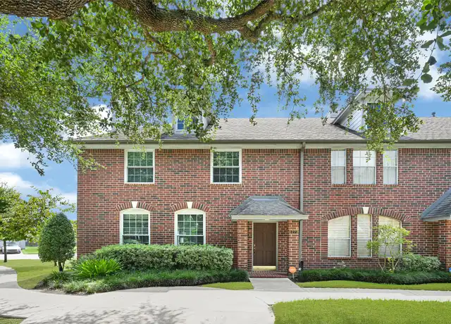 Property at 1273 El Camino Village Dr, Houston, TX, 77058, 3 beds, 2.5 baths, [object Object]
