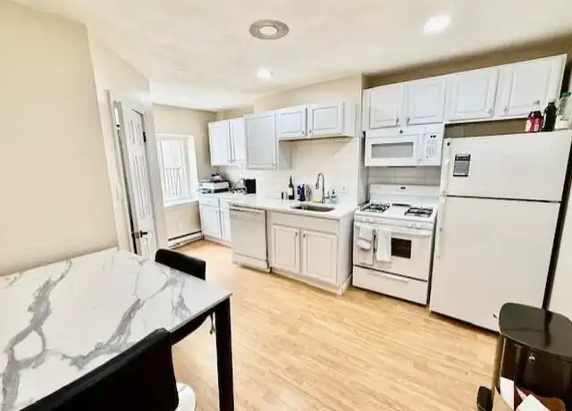 Property at 29 Charter St, Boston, MA, 02113, 1 bed, 1 bath, [object Object]