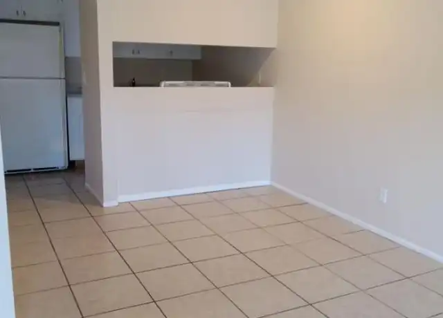 Property at 5085 SE 31st St Unit Whispering Sands C, Ocala, FL, 34480, 2 beds, 1.5 baths, [object Object]